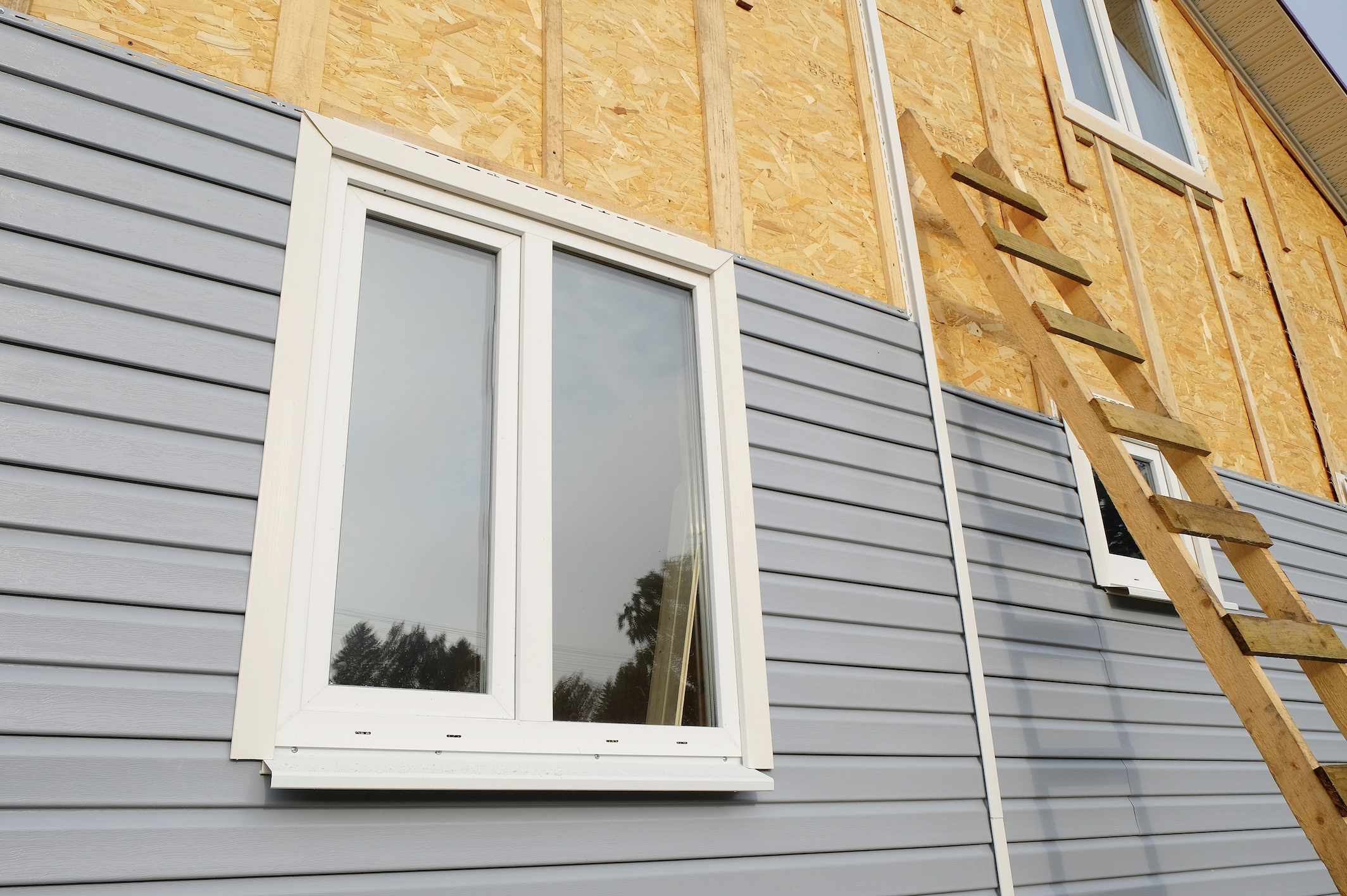 Featured image for “Which is Better? Vinyl Siding or Hardboard Siding”